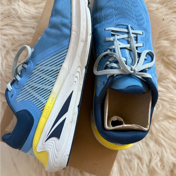 Women’s Altra Paradigm 7 Shoes - Picture 8 of 15